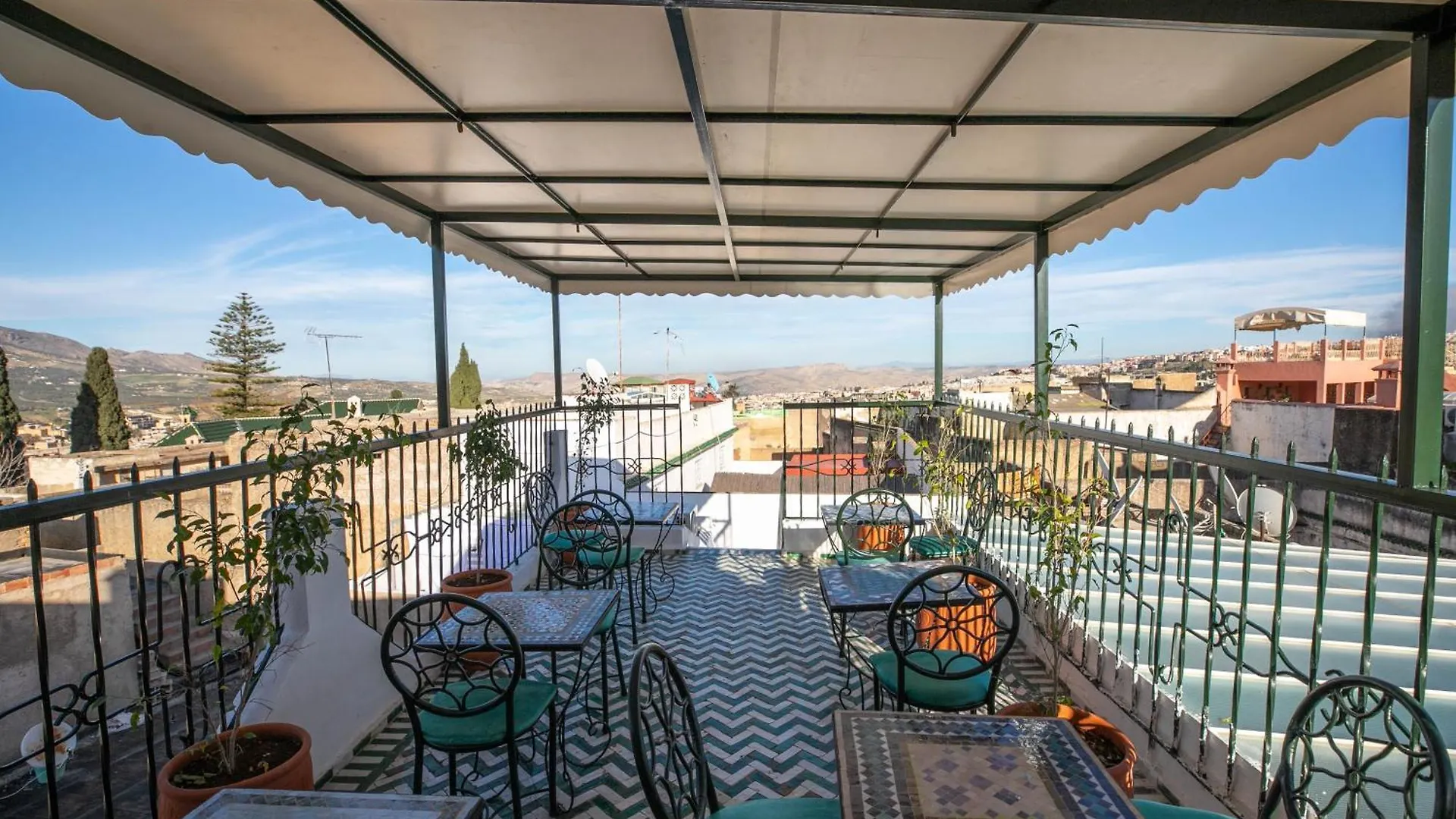 Riad Dar Yamna Fès Hotel